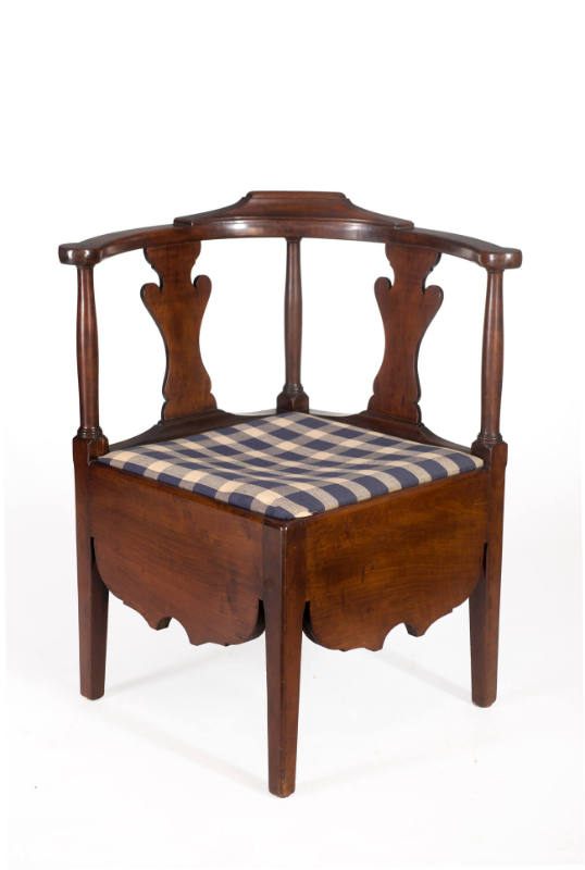 Corner Chamber Chair