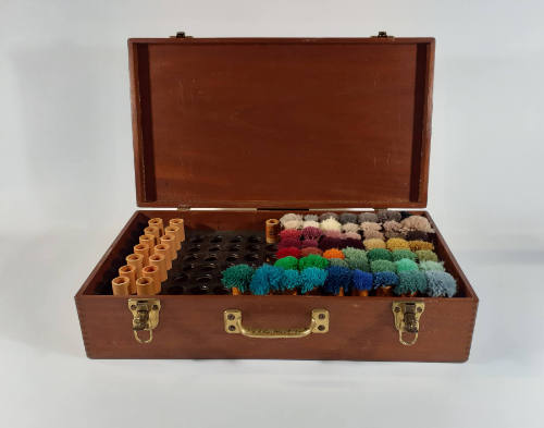 Yarn Sample Case